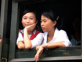 Hou Yimin's Images